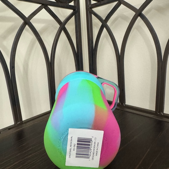 NWT LIMITED EDITION Brumate LEAP 12oz, NEON SWIRL - Picture 3 of 3